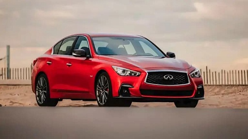 Q50 2020 года – динамичный седан с двигателем V6
